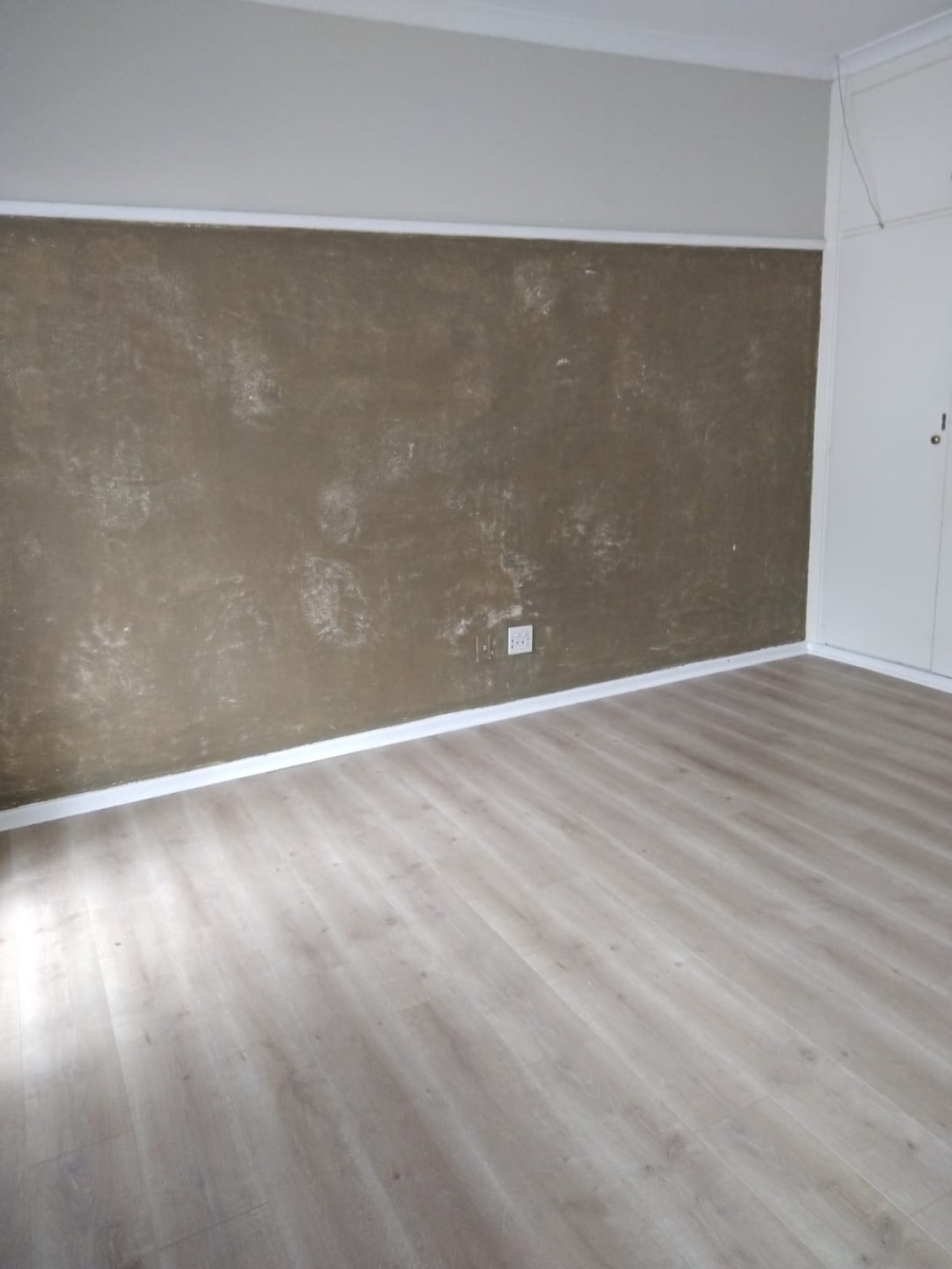 3 Bedroom Property for Sale in Rondebosch Western Cape